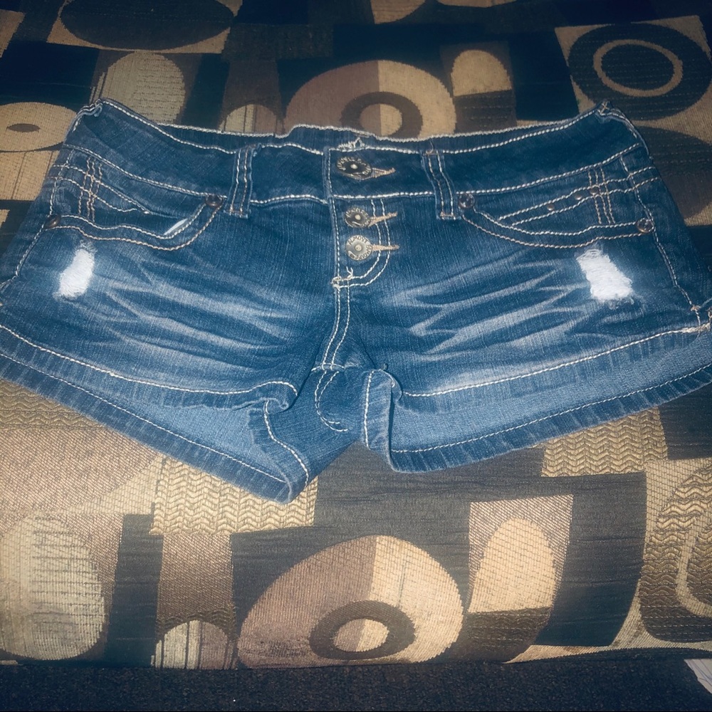 Almost Famous Jean shorts